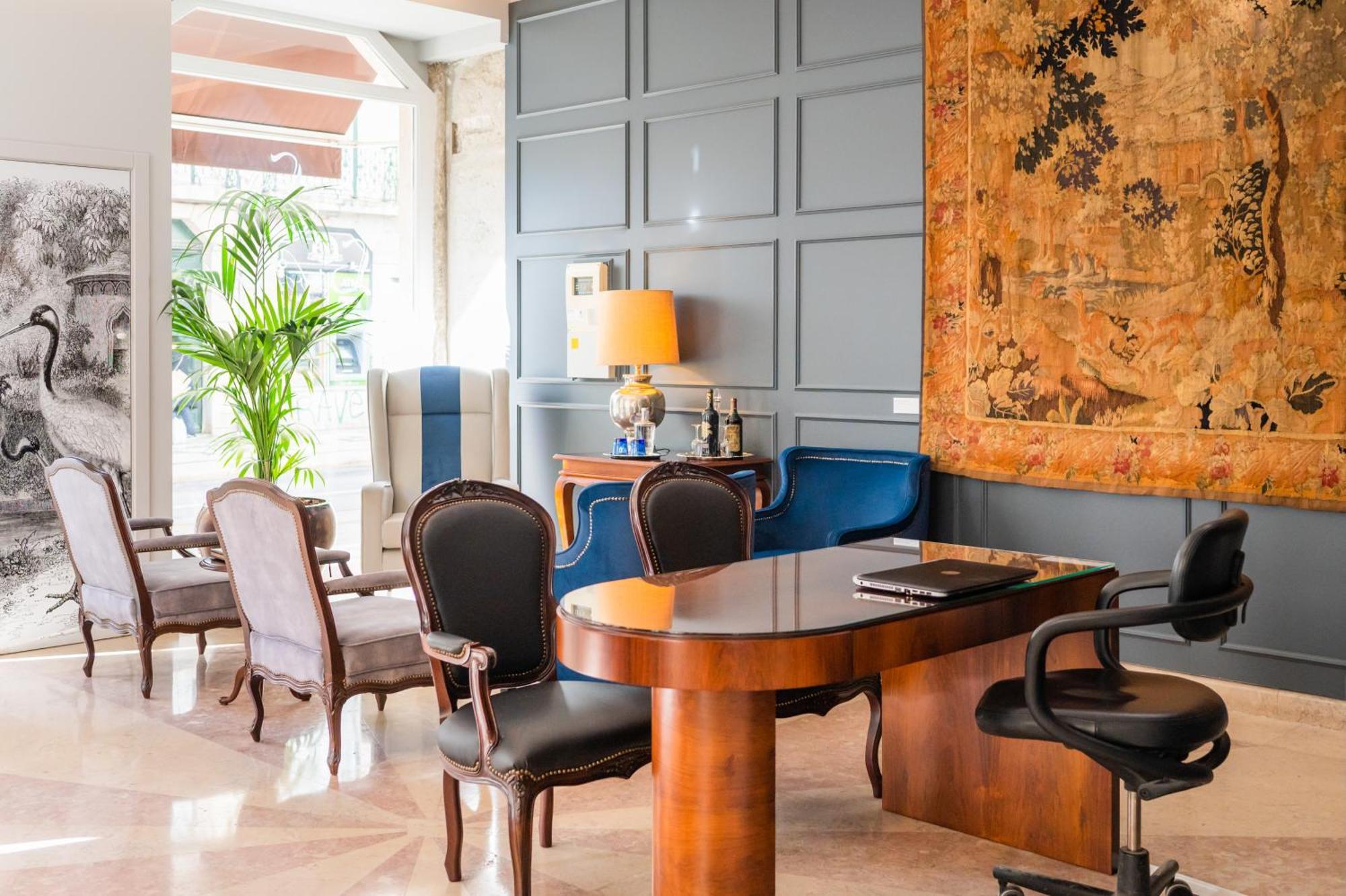 Prata Boutique Hotel 3*
